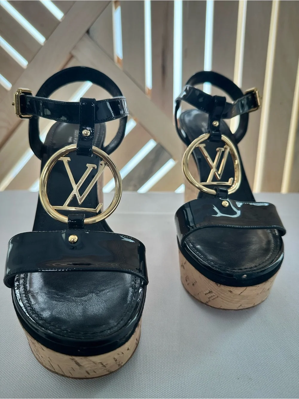 Louis Vuitton Vedette Patent Leather Cork Wedge Sandals Black Gold T-Strap EU 39